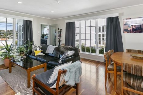 Photo of property in Regency Flats, 6/29-45 Miramar North Road, Miramar, Wellington, 6022