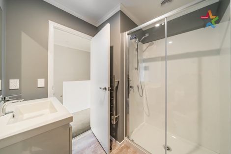 Photo of property in 2/10 Marion Street, Silverstream, Upper Hutt, 5019