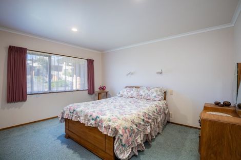 Photo of property in 16 Barrett Road, Whalers Gate, New Plymouth, 4310