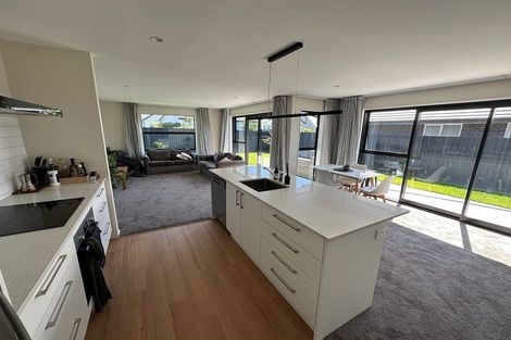 Photo of property in 9 Selfe Crescent, Burwood, Christchurch, 8083