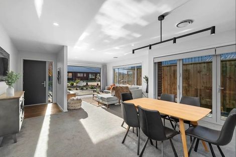 Photo of property in 3 Ward Street, Jacks Point, Queenstown, 9371