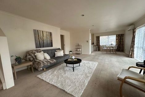 Photo of property in 3/66 Kawaha Point Road, Kawaha Point, Rotorua, 3010