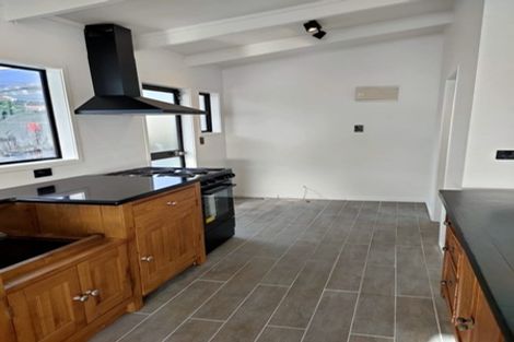 Photo of property in 1/9 Titoki Street, Te Atatu Peninsula, Auckland, 0610