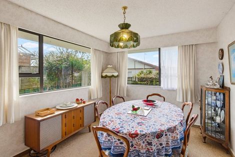 Photo of property in 43 Belvedere Avenue, Waikanae, 5036