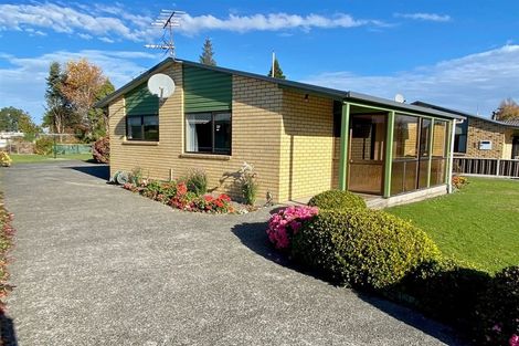 Photo of property in 17 Crossleigh Crescent, Balclutha, 9230