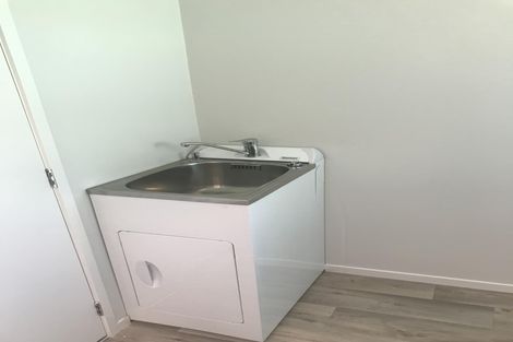 Photo of property in 18a Elliston Crescent, Stanmore Bay, Whangaparaoa, 0932