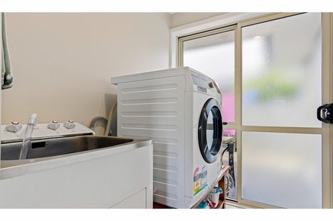 Photo of property in 10 Maurice Stanton Place, Shirley, Christchurch, 8052