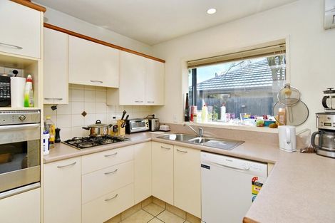 Photo of property in 30a Peer Street, Upper Riccarton, Christchurch, 8041