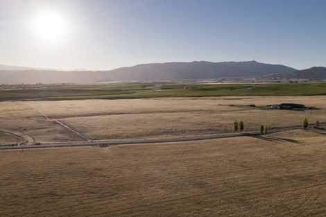 Photo of property in 20 Southern Tor Lane, Springvale, 9393