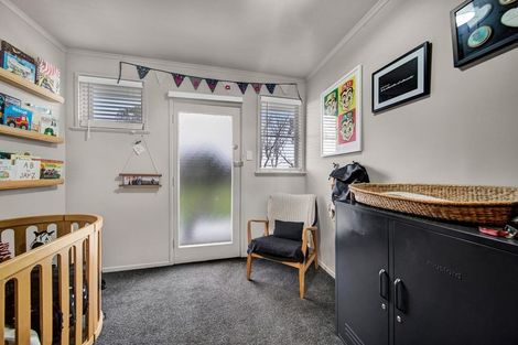 Photo of property in 37 Reid Avenue, Hawera, 4610