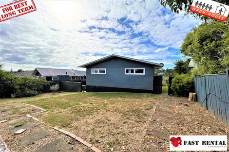 Photo of property in 2/46 Tree View Avenue, Glenfield, Auckland, 0629