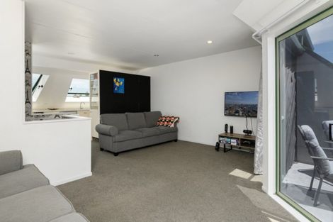 Photo of property in 62c Maunganui Road, Mount Maunganui, 3116