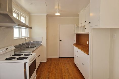 Photo of property in 90 Dimock Street, Titahi Bay, Porirua, 5022