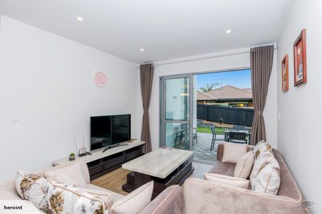 Photo of property in 13 Tihema Lane, Westgate, Auckland, 0614