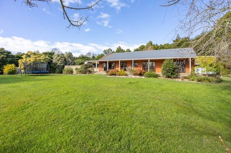 Photo of property in 692 Wayby Station Road, Wellsford, 0972