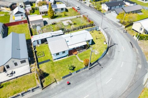 Photo of property in 32 Rata Road, Twizel, 7901