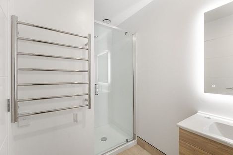 Photo of property in 5/5 Vesty Avenue, Hillcrest, Hamilton, 3216