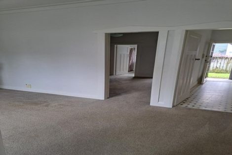 Photo of property in 4 Walters Road, Mount Wellington, Auckland, 1062