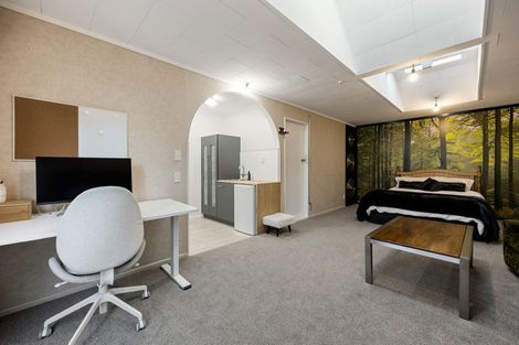 Photo of property in 30 Knighton Road, Hillcrest, Hamilton, 3216