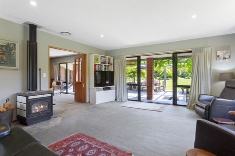 Photo of property in 18 Cedar Place, Amberley, 7410