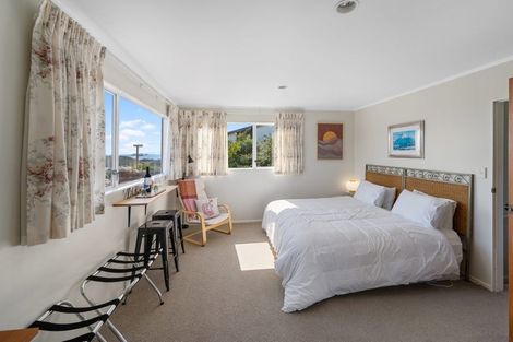 Photo of property in 4 Crownhill Street, Spotswood, New Plymouth, 4310