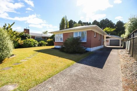 Photo of property in 53 Berkley Avenue, Hillcrest, Hamilton, 3216