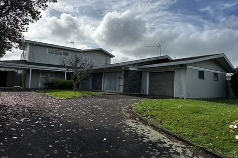 Photo of property in 12 Halberg Street, Papakura, 2110