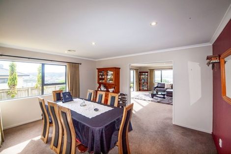 Photo of property in 61 Erlestoke Crescent, Churton Park, Wellington, 6037