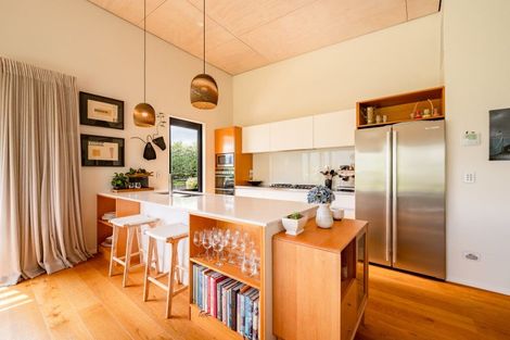 Photo of property in 1 Kirimoko Crescent, Wanaka, 9305