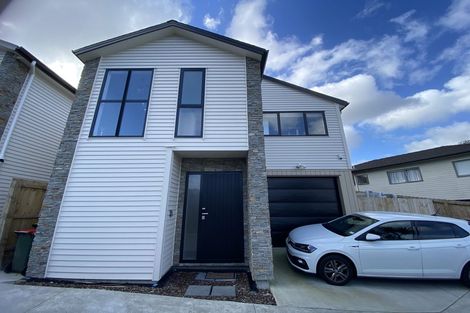 Photo of property in 13a Yule Place, Massey, Auckland, 0614