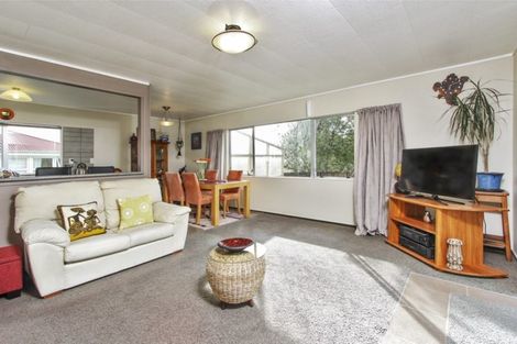 Photo of property in 2/46 Brandon Road, Glen Eden, Auckland, 0602