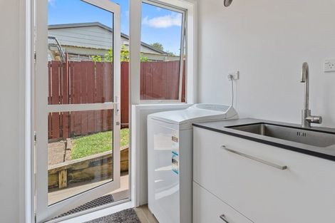 Photo of property in 13a Marina Road, Torbay, Auckland, 0630