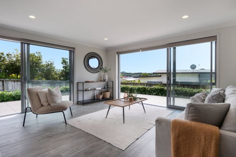 Photo of property in 6 Crater Close, Pyes Pa, Tauranga, 3112