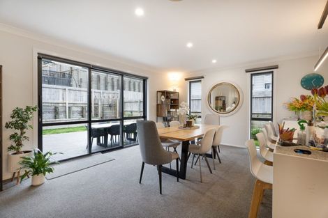 Photo of property in 52 Atherton Terrace, Churton Park, Wellington, 6037