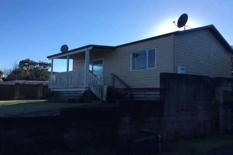 Photo of property in 71 Redoubt Road, Goodwood Heights, Auckland, 2105