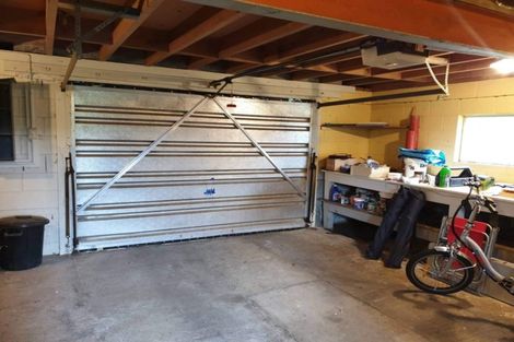 Photo of property in 277 High Street, Eltham, 4322