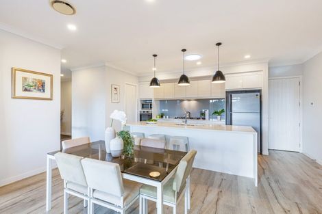 Photo of property in 26 Korako Drive, Kumeu, 0810