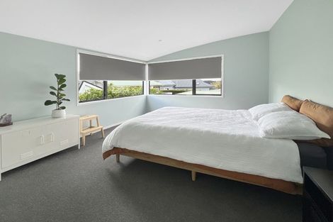 Photo of property in 124a Calliope Road, Stanley Point, Auckland, 0624