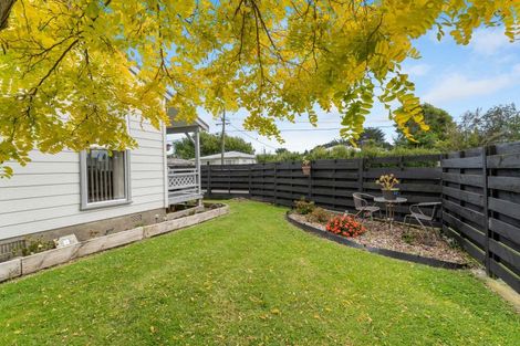 Photo of property in 6a Buckley Grove, Paraparaumu, 5032