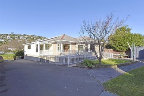 Photo of property in 67 Eastern Terrace, Beckenham, Christchurch, 8023