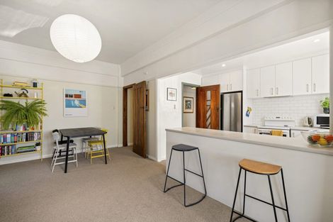 Photo of property in Zena Court, 6/11 Dufferin Street, Mount Victoria, Wellington, 6021