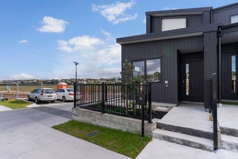 Photo of property in 8/4 Limestone Drive, Hobsonville, Auckland, 0616