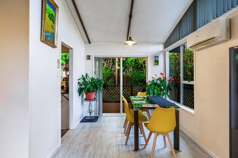 Photo of property in 10 Skyla Place, Massey, Auckland, 0614