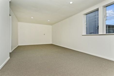 Photo of property in 89 Stanley Road, Glenfield, Auckland, 0629
