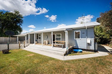 Photo of property in 8a Kaimanawa Street, Kelvin Grove, Palmerston North, 4414