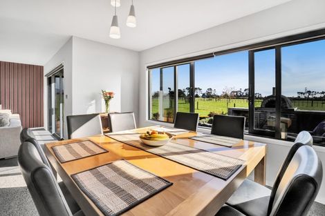 Photo of property in 60 Monmouth Road, Pembroke, Stratford, 4394