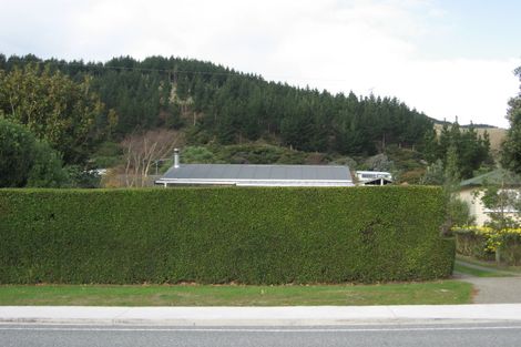 Photo of property in 8 Ruahine Street, Paraparaumu, 5032