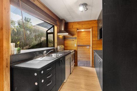 Photo of property in 37 Westhaven Drive, Tawa, Wellington, 5028