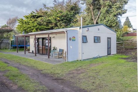 Photo of property in 34 Manuka Street, Otaki Beach, Otaki, 5512