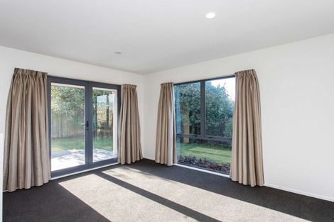 Photo of property in 137 Kotuku Crescent, Woolston, Christchurch, 8023